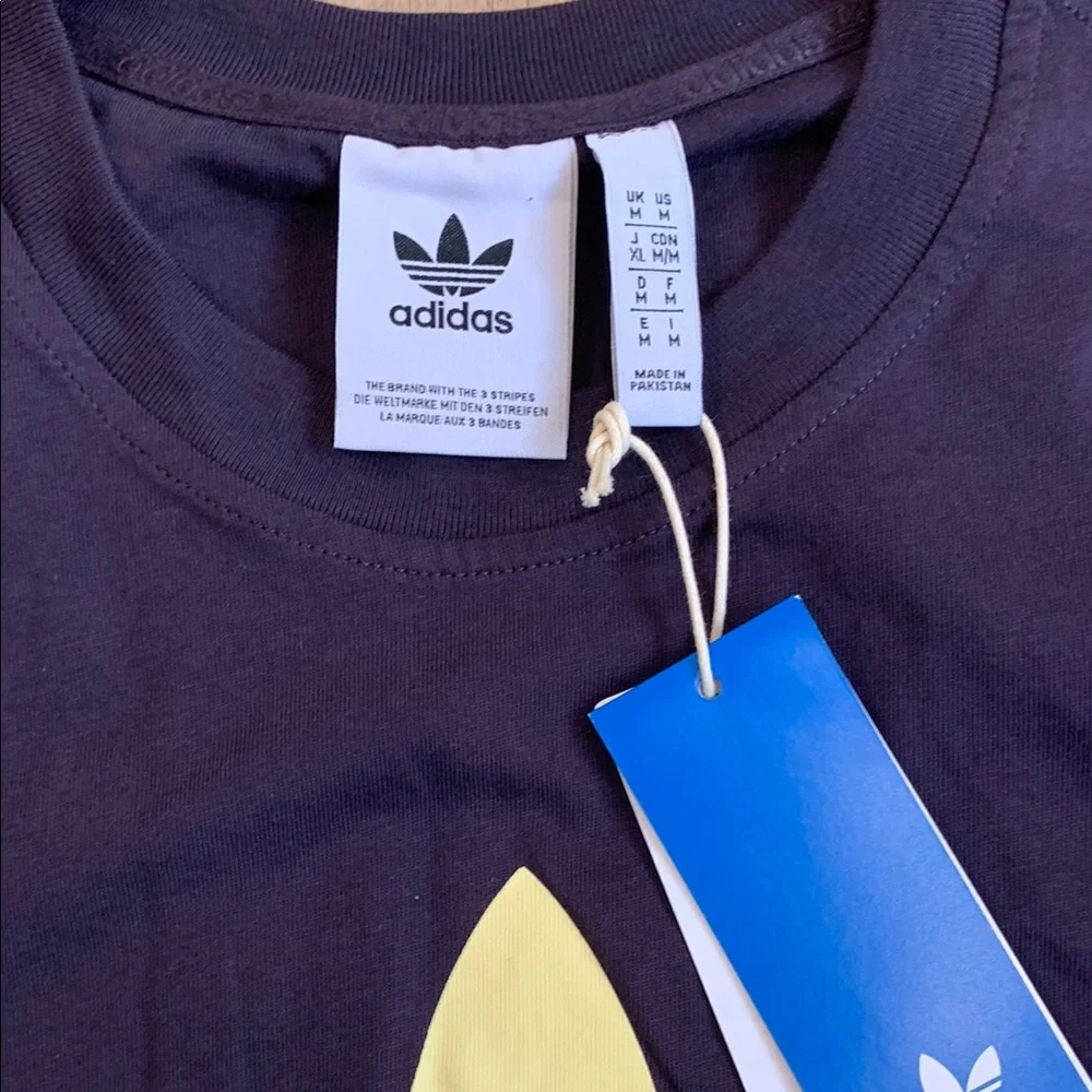 NWT adidas Trefoil Tee Aurora Black Size Medium